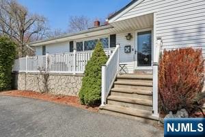 22 John Circle - Photo 4