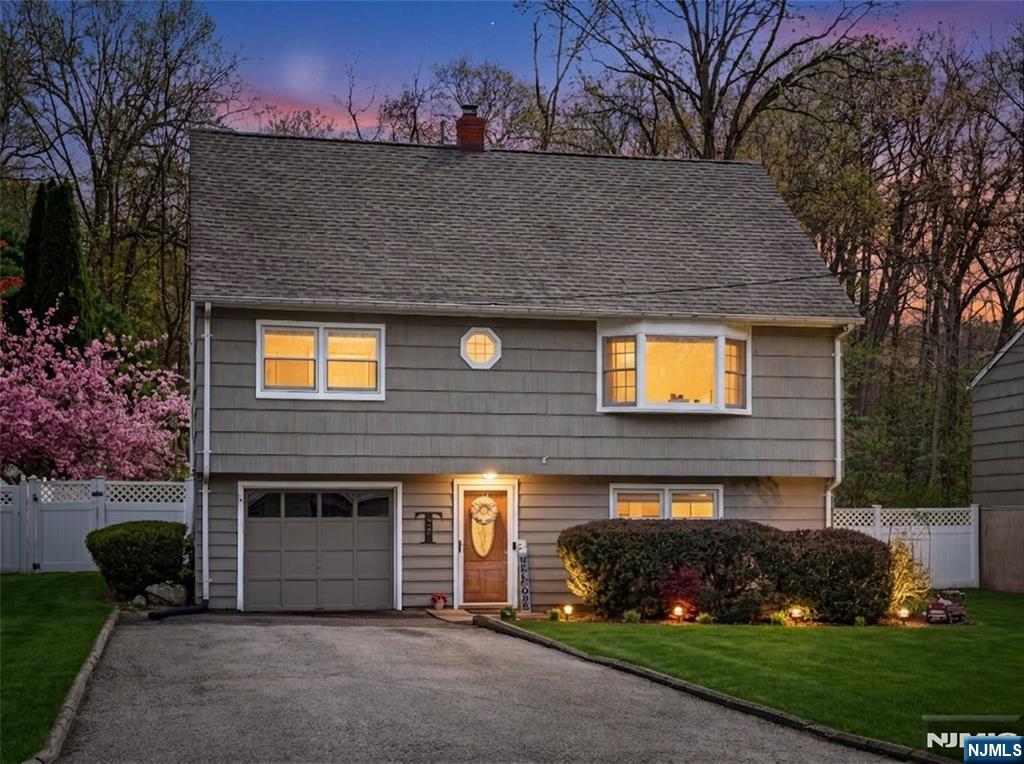 30 Harrison, Parlin, NJ, 08859