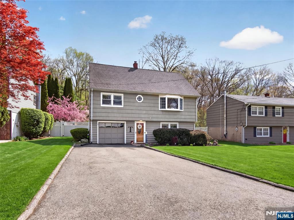 22 Wildwood Terrace - Photo 2