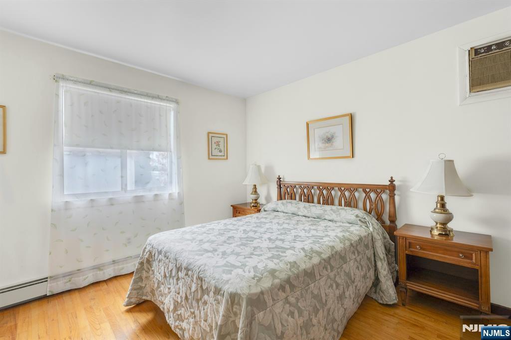 397 Davis Avenue - Photo 5