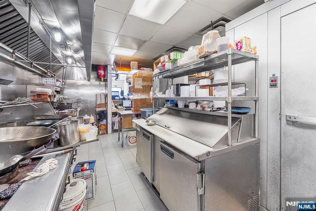 465 Union Avenue - Photo 5