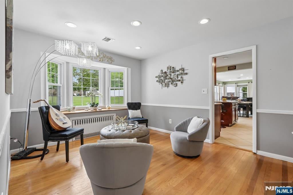 921 Linwood Avenue, Ridgewood, NJ 07450 Listing Photo  9