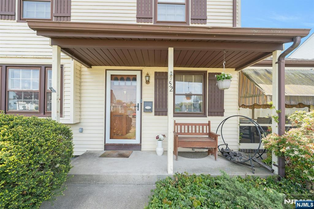 52 Elmwood Drive - Photo 4