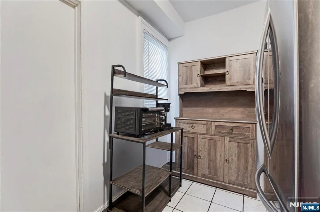 94 Manchester Avenue - Photo 5