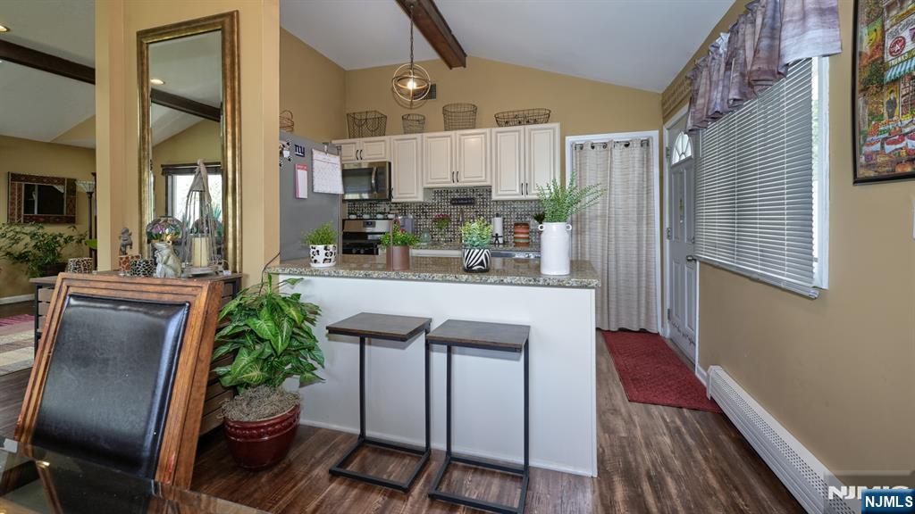 Breakfast Bar