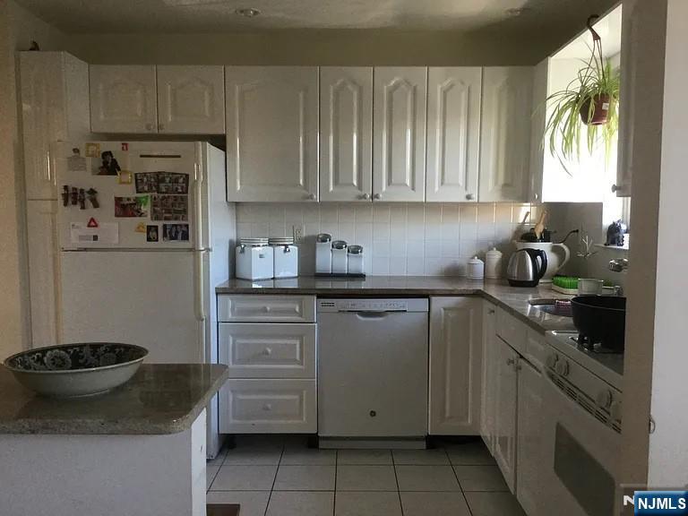 2-10 Virginia UNIT 210A, Fair Lawn, NJ, 07410