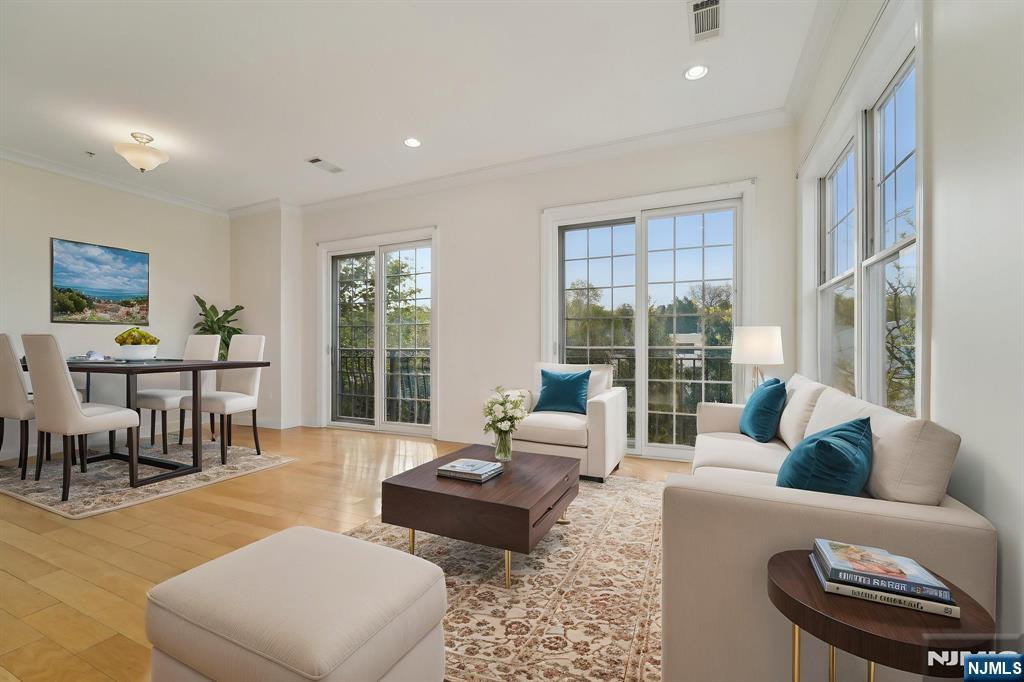 1212 The UNIT 1212, Tenafly, NJ, 07670