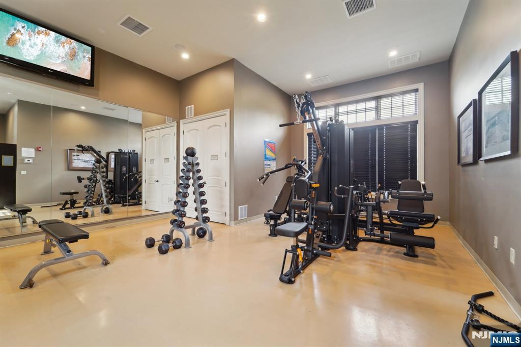 1212 The UNIT 1212, Tenafly, NJ, 07670