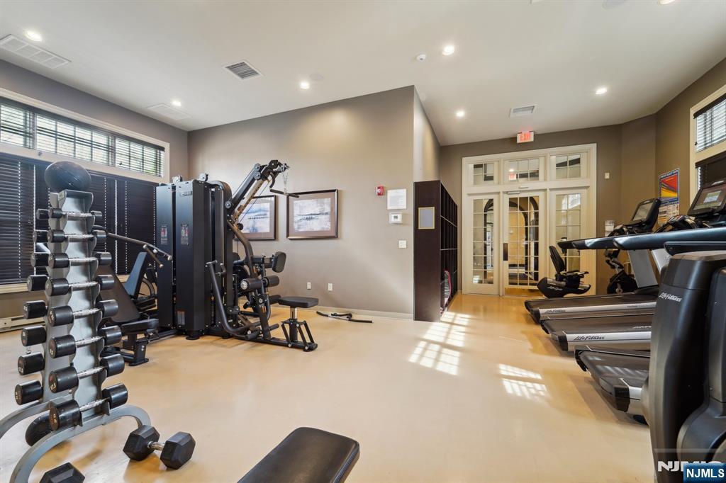 1212 The UNIT 1212, Tenafly, NJ, 07670