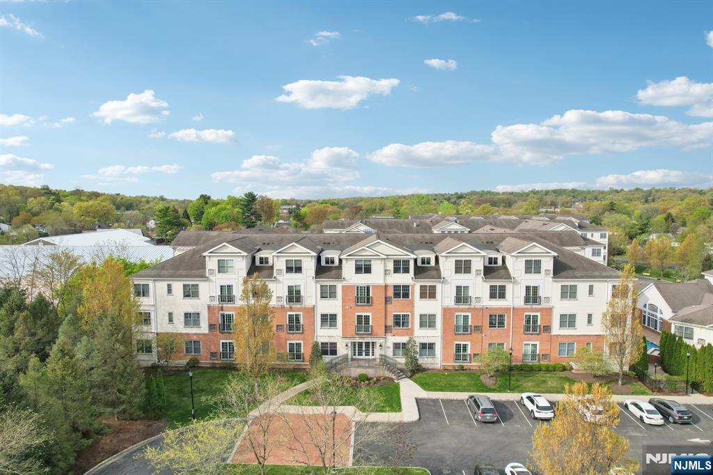 1212 The UNIT 1212, Tenafly, NJ, 07670