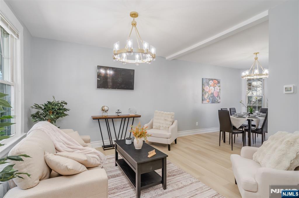 208 11th Street - Photo 3