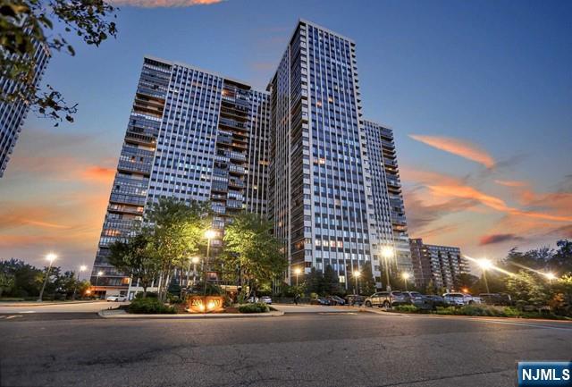 200 Winston Drive #3102