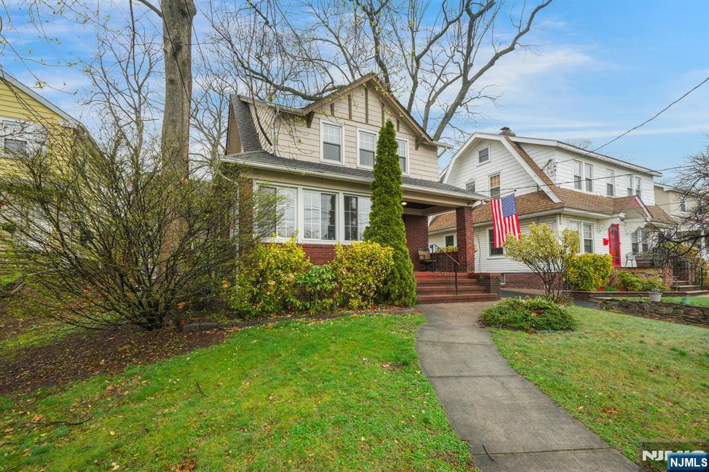 265 Union Avenue - Photo 1