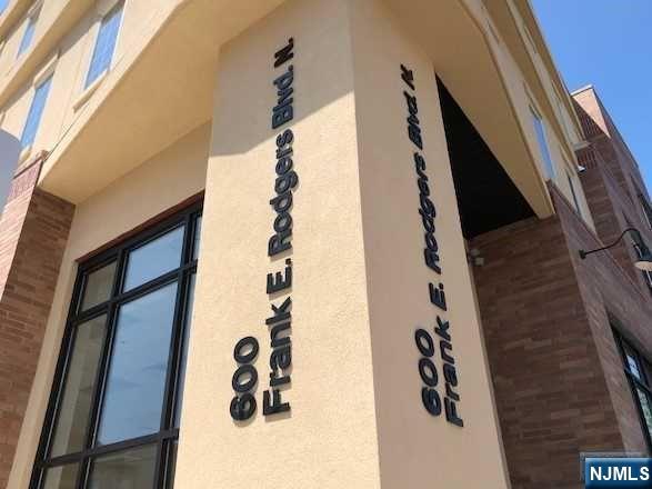 12 Burlew, Sayreville, NJ, 08859