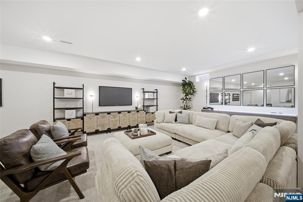 294 Spring Avenue, Ridgewood, NJ, 07450