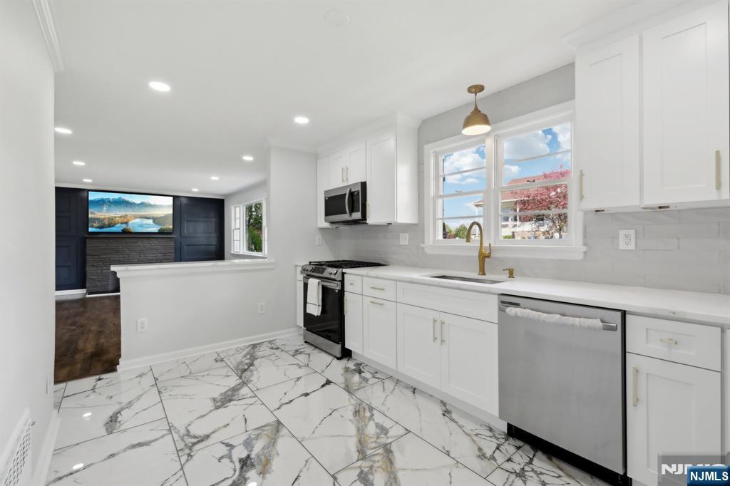 8 Oak Street - Photo 4