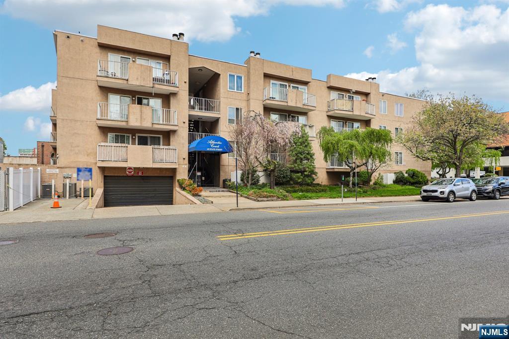 105 State Street 1H - Photo 1