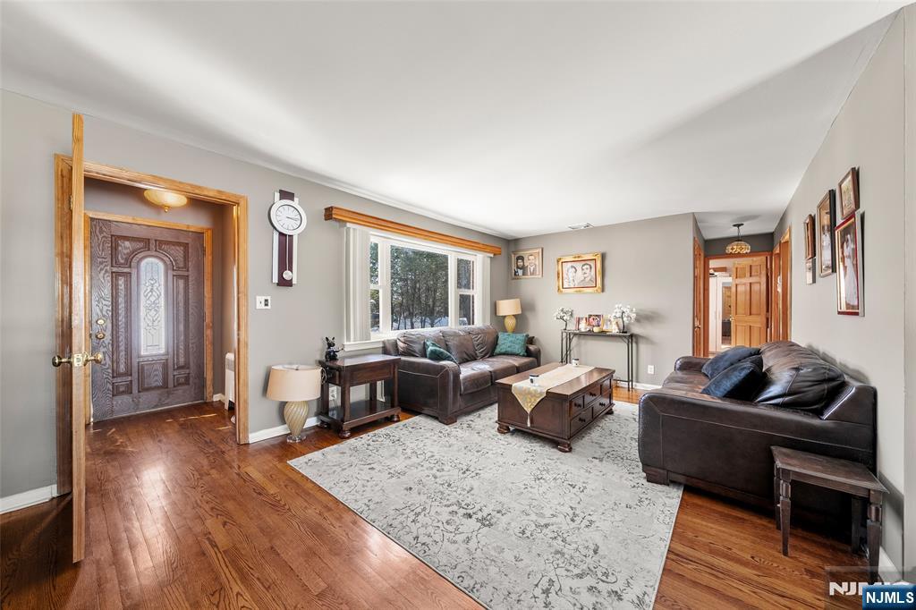 219 Farview Avenue - Photo 3