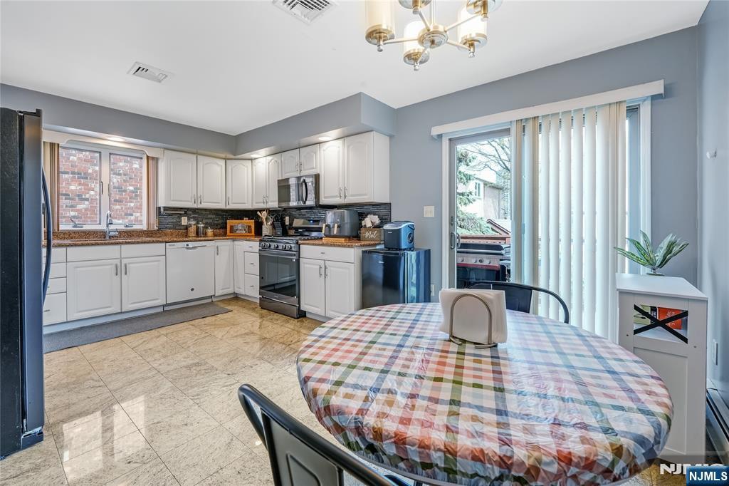 69 Columbia Avenue #B — photo 11