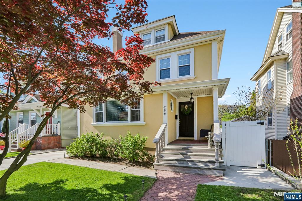 296 Montclair Avenue