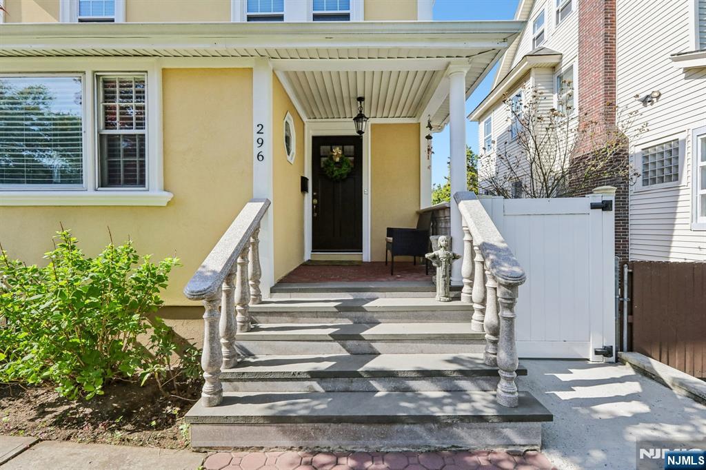 296 Montclair Avenue