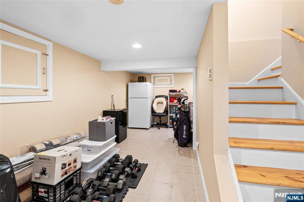 160 Lozier Terrace — photo 36