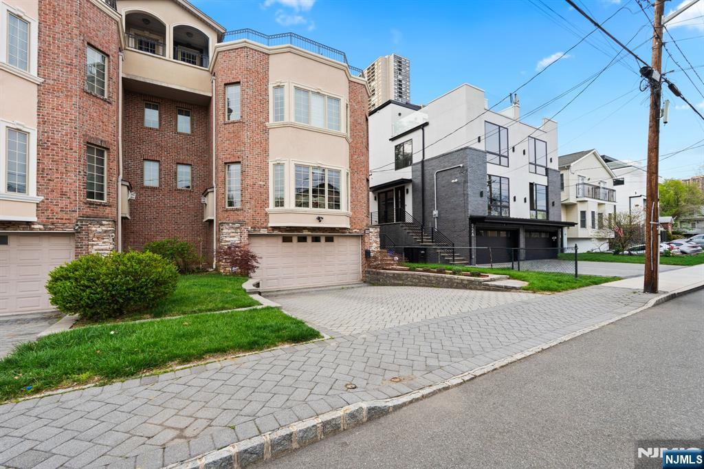 88B Myrtle Avenue — photo 47