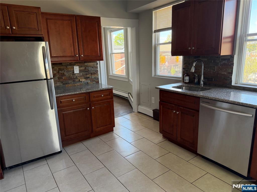 252 Boulevard UNIT 2, Hasbrouck Heights, NJ, 07604