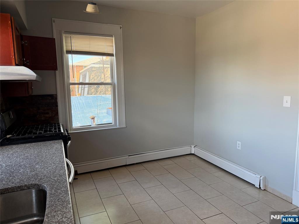 252 Boulevard UNIT 2, Hasbrouck Heights, NJ, 07604