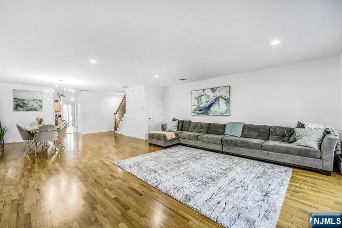 386A Park Avenue - Photo 4