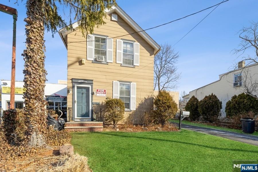 21 Central Avenue - Photo 1