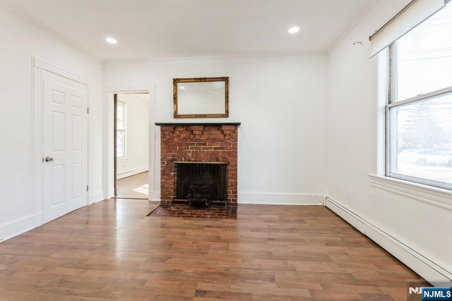 21 Central Avenue - Photo 4