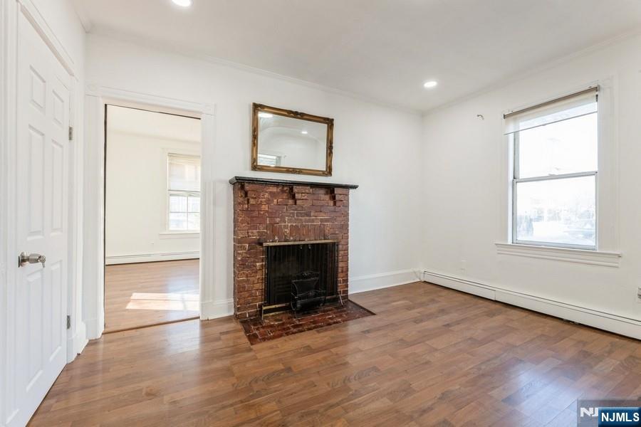 21 Central Avenue - Photo 5