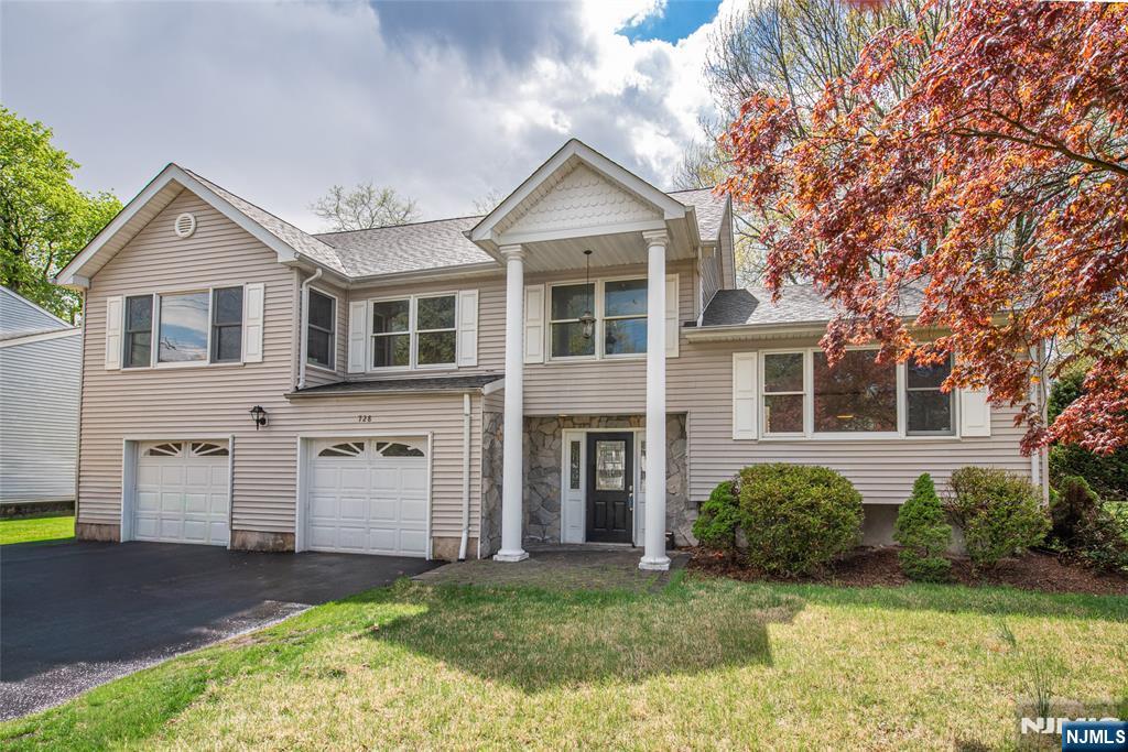 728 Prospect St, Glen Rock, NJ 07452