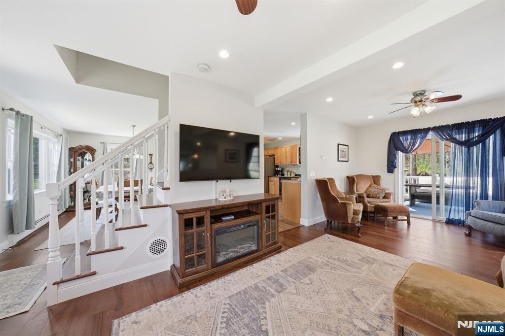 32 Pine Hill Road - Photo 2