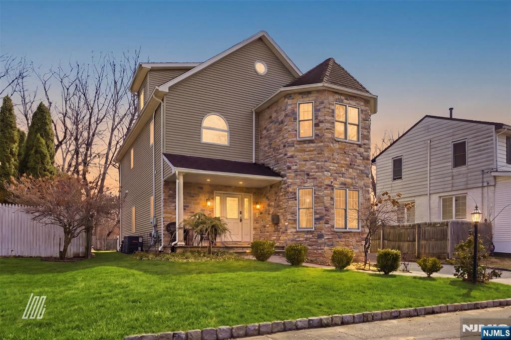 91 Forest Street - Photo 3