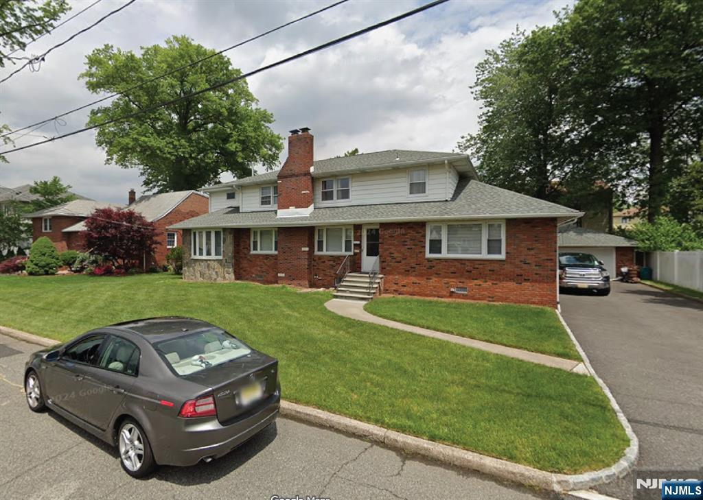 44 Roosevelt Street - Photo 2