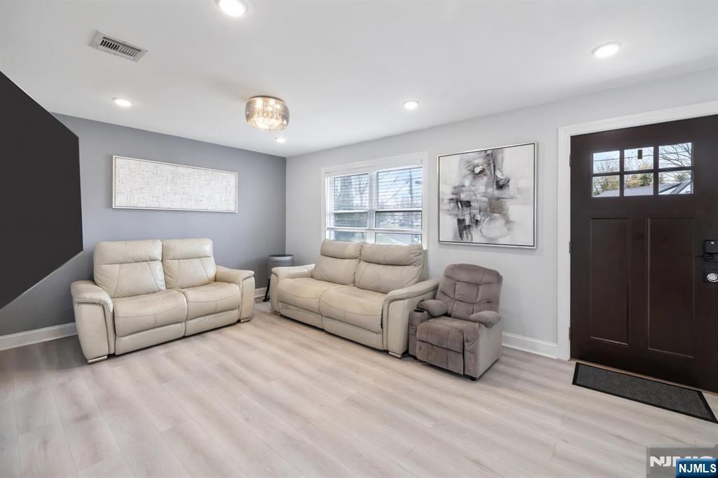 65 Clinton Park Drive - Photo 3