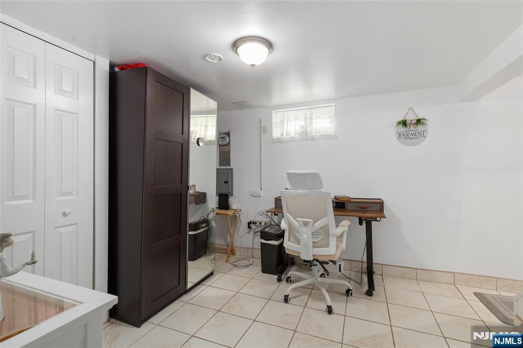 61 Highland Avenue, Bergenfield, NJ, 07621