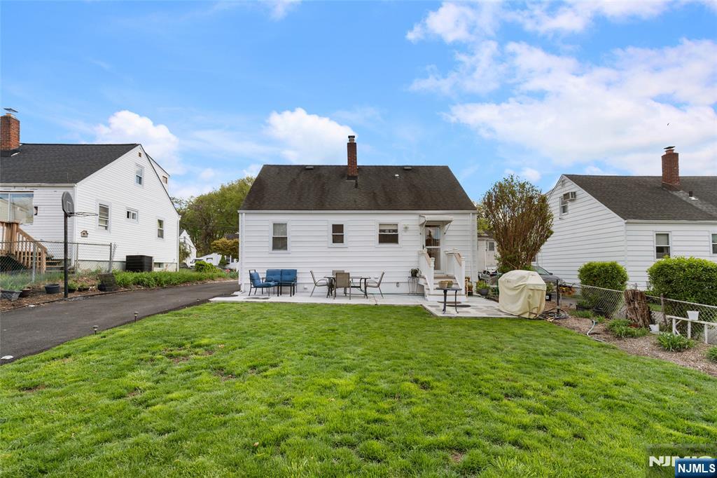 61 Highland Avenue, Bergenfield, NJ, 07621