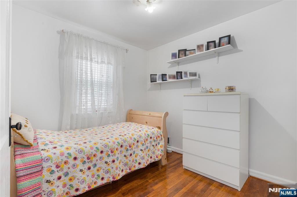 61 Highland Avenue, Bergenfield, NJ, 07621