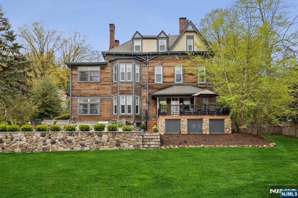 335 Upper Mountain Avenue — photo 36