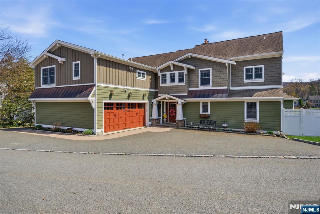 84 W Shore Road - Photo 2