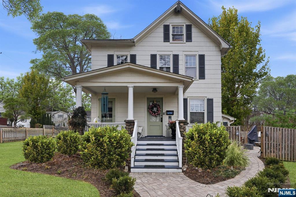 12 Burlew, Sayreville, NJ, 08859