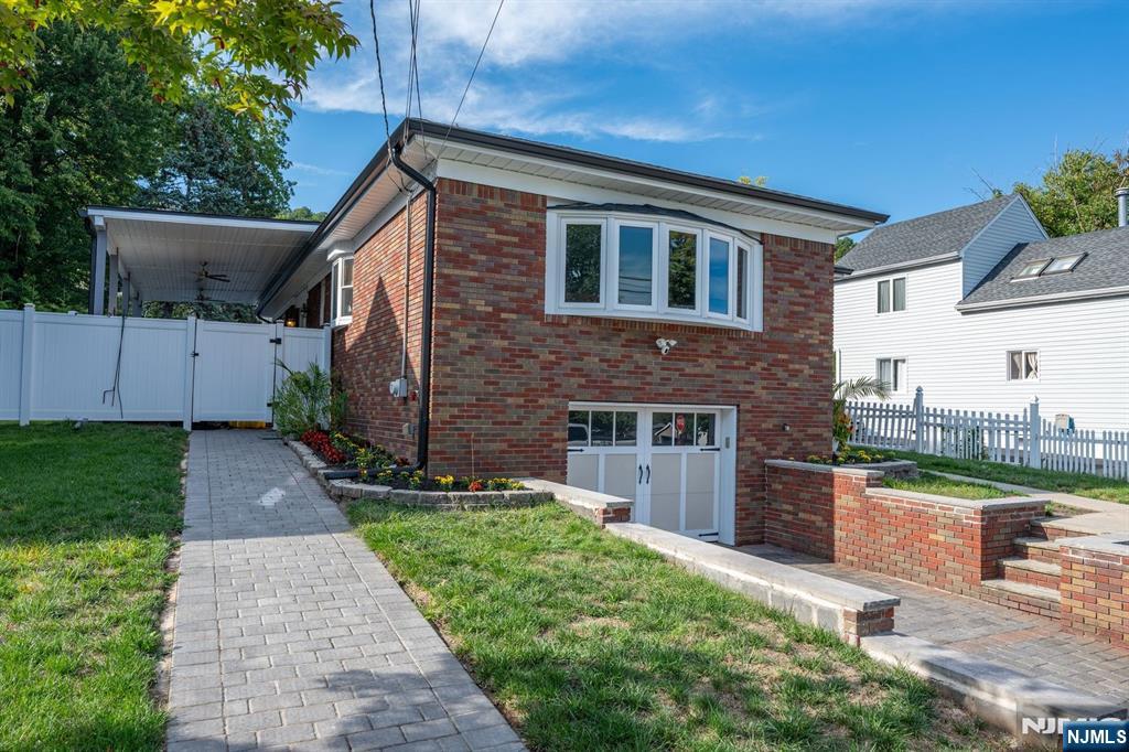 89-91 Chatham Avenue - Photo 1