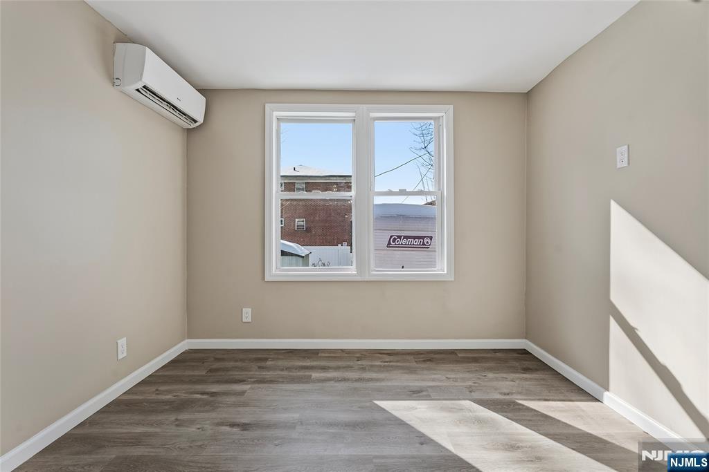 11 Tichenor Terrace - Photo 5