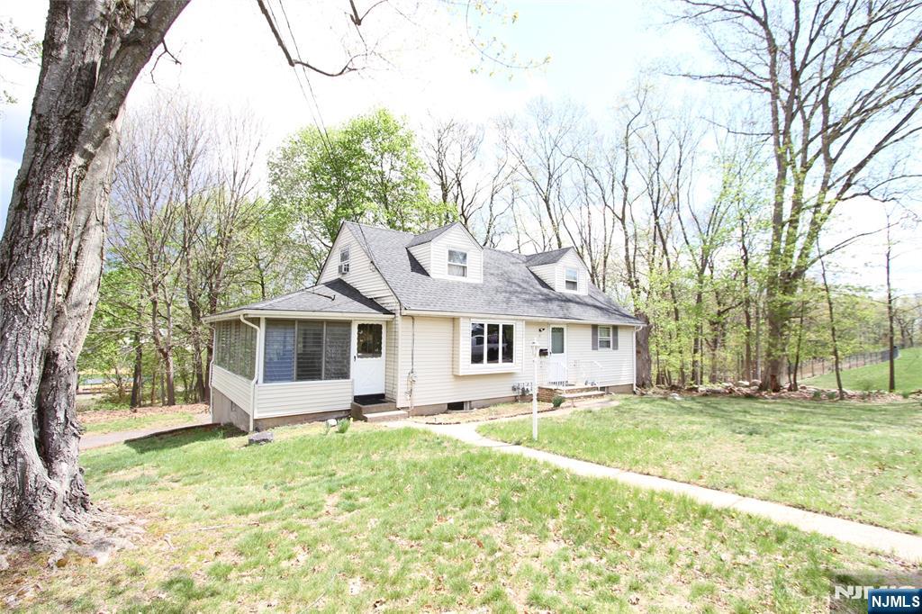 71 Dawn Avenue - Photo 4