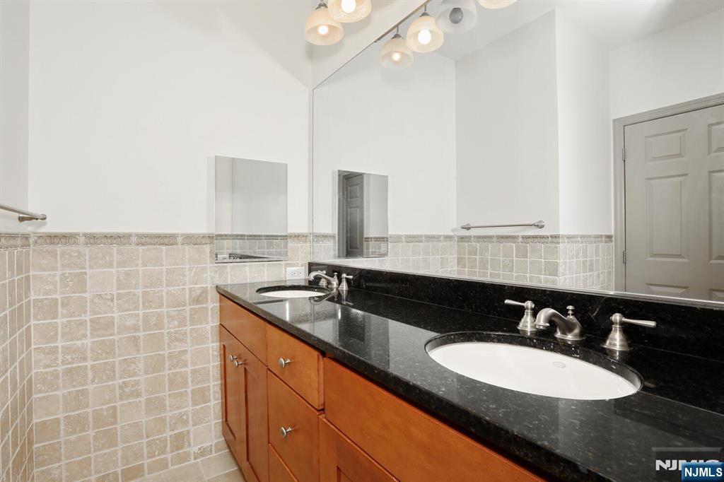 7400 River Road #228
