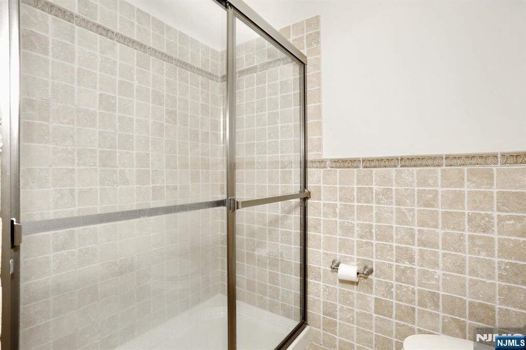 7400 River Road #228