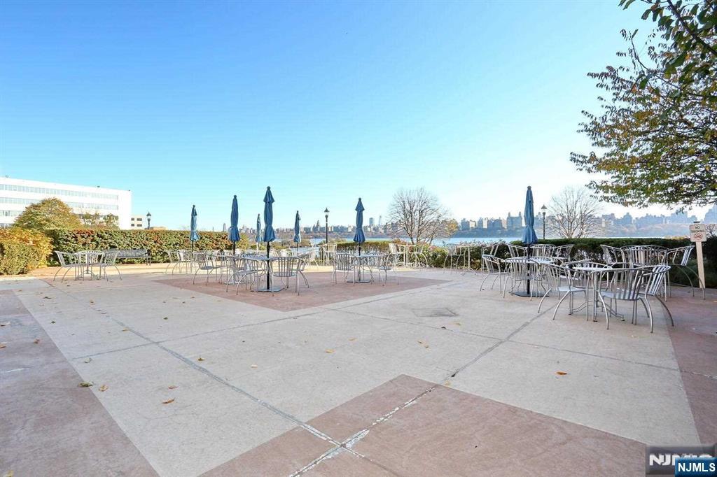 7400 River Road #228
